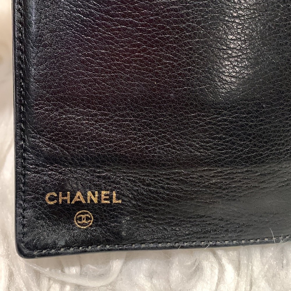 Chanel Iconic Interlocking Cc Caviar Textured Bla… - image 6